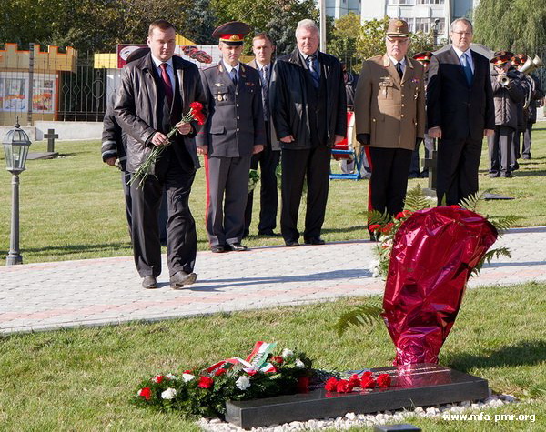 Solemn Opening Ceremony of the Memorial Signs  in Commemoration of the Hungarian War Prisoners and Civilians who Became Victims of the World War II