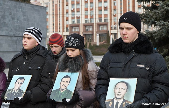 Tiraspol Honours Memory of Warriors-Internationalists