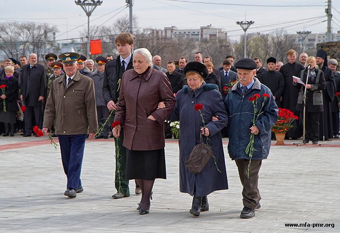 В Столице ПМР прошли памятные мероприятия, посвященные 67-летию со дня освобождения Тирасполя от немецко-румынских захватчиков