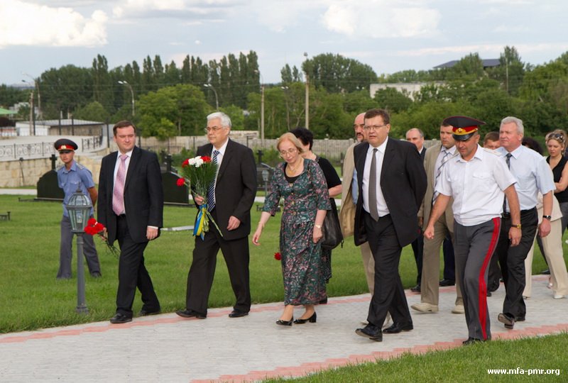 Министр иностранных дел Украины Константин Грищенко  посетил Приднестровье с рабочим визитом
