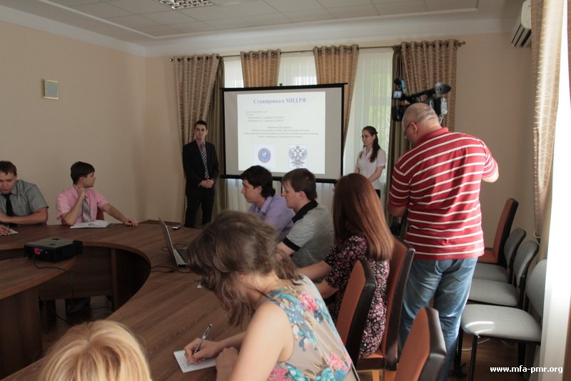 В МИДе ПМР состоялись семинары по итогам стажировок приднестровских дипломатов во внешнеполитическом ведомстве России