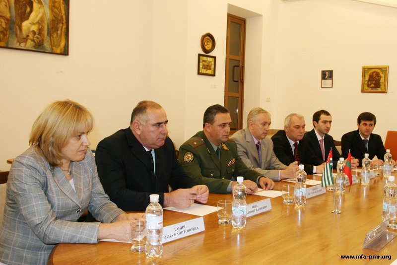 О встрече руководства МИД ПМР с делегацией Республики Абхазия