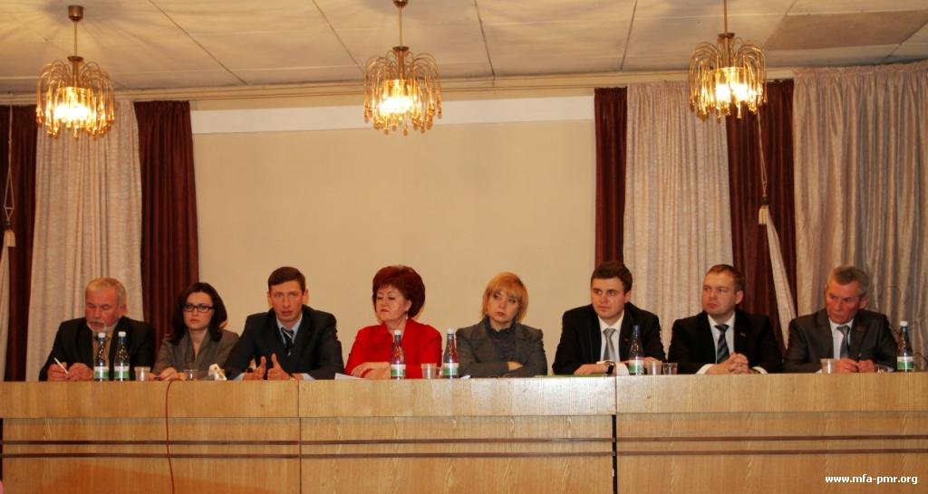 Общественные объединения г. Бендеры и представители органов власти республики обсудили вопросы внешней политики Приднестровья