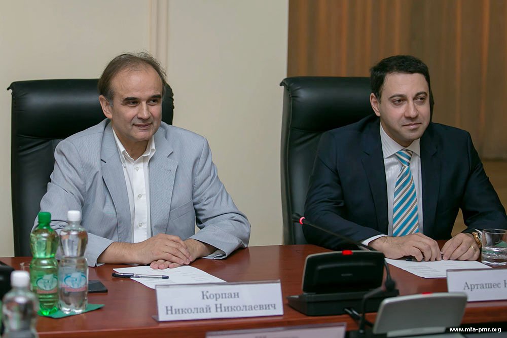 Глава государства и представители Венской координационной группы обсудили проект «Приднестровский городок здоровья»