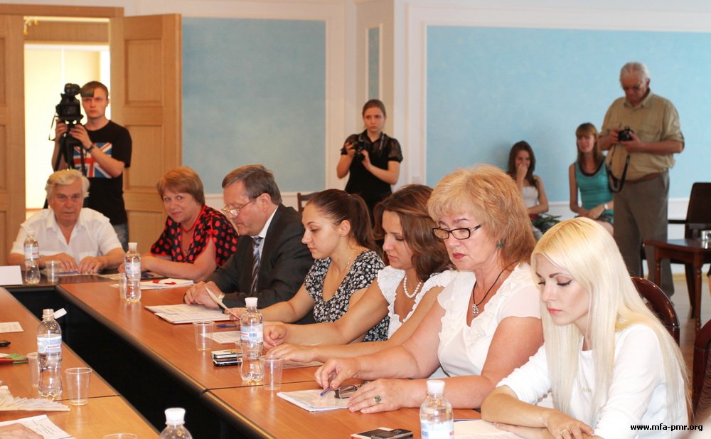 В Тирасполе состоялся круглый стол «Международное сотрудничество в области культуры как форма народной дипломатии и диалога культур»