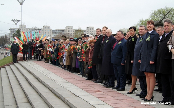 Руководство МИД ПМР приняло участие в торжествах, посвященных 70-летию со Дня освобождения Тирасполя от немецко-фашистских захватчиков и румынских оккупантов